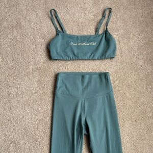 PINK Teal Sports Bra and Leggings Set